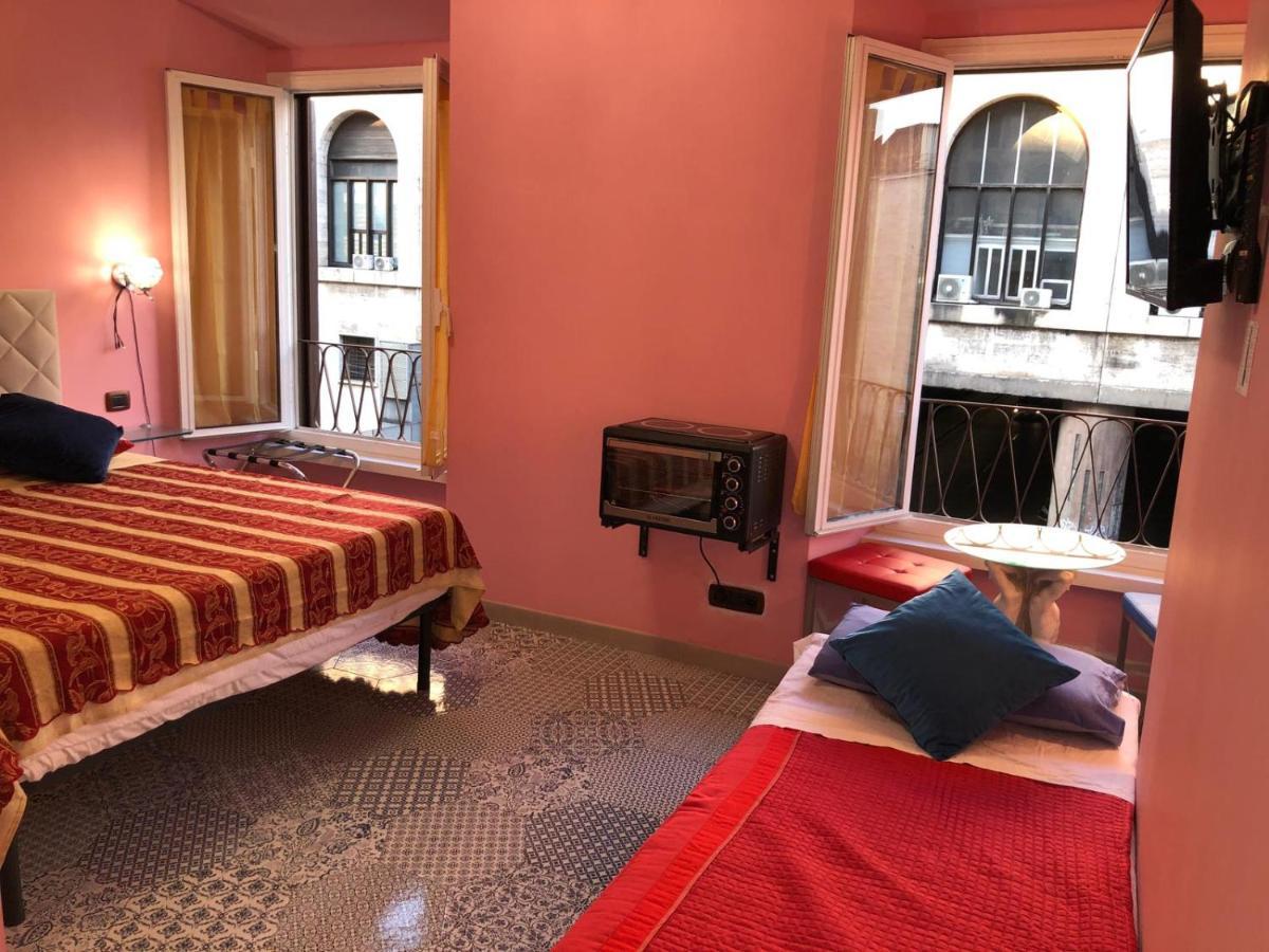 S.P.T. Bed & Breakfast โรม ภายนอก รูปภาพ